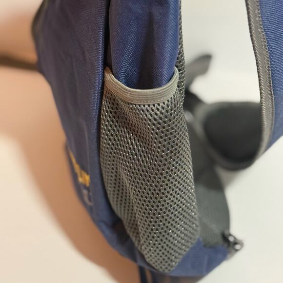 🛳️ NWOT Disney Cruise Line Sling Backpack Blue Gray Mickey Daypack Shoulder Bag - Picture 2 of 5